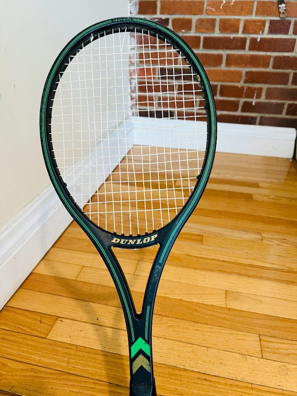 Vintage DUNLOP Tennis Racket - Picture 3 of 16